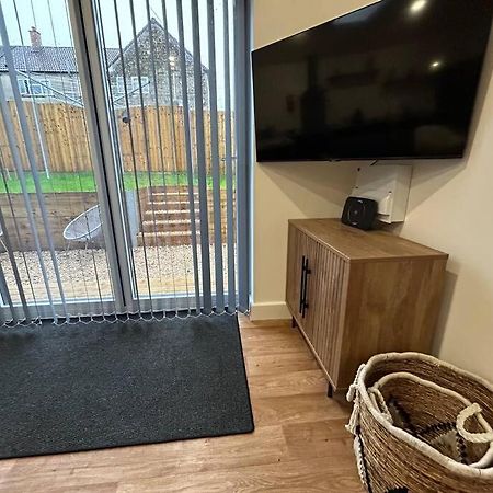 New Build Cosy Bungalow Near Bath And Bristol Wick  Exterior photo